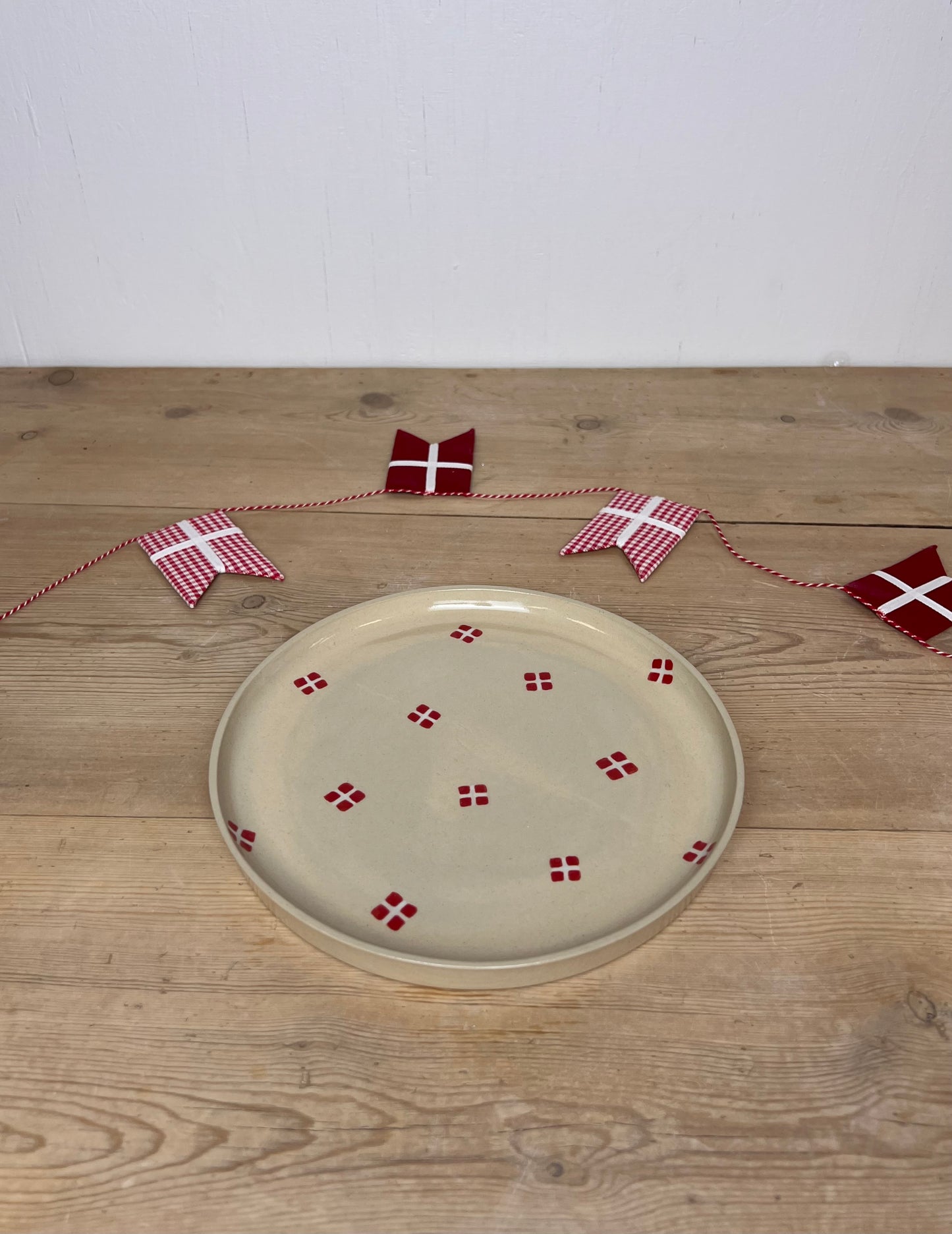 Mellem fødselsdagstallerken m. flag nr. 3