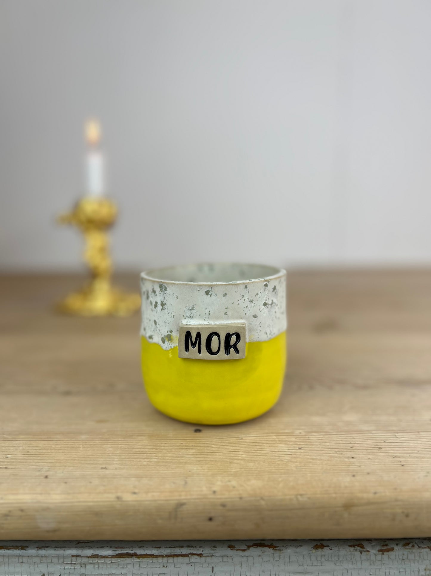 Mor
