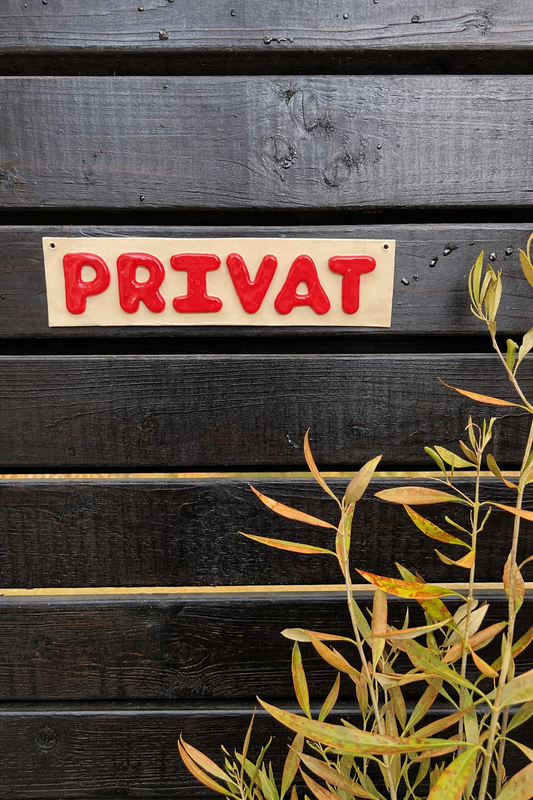 PRIVAT skilt