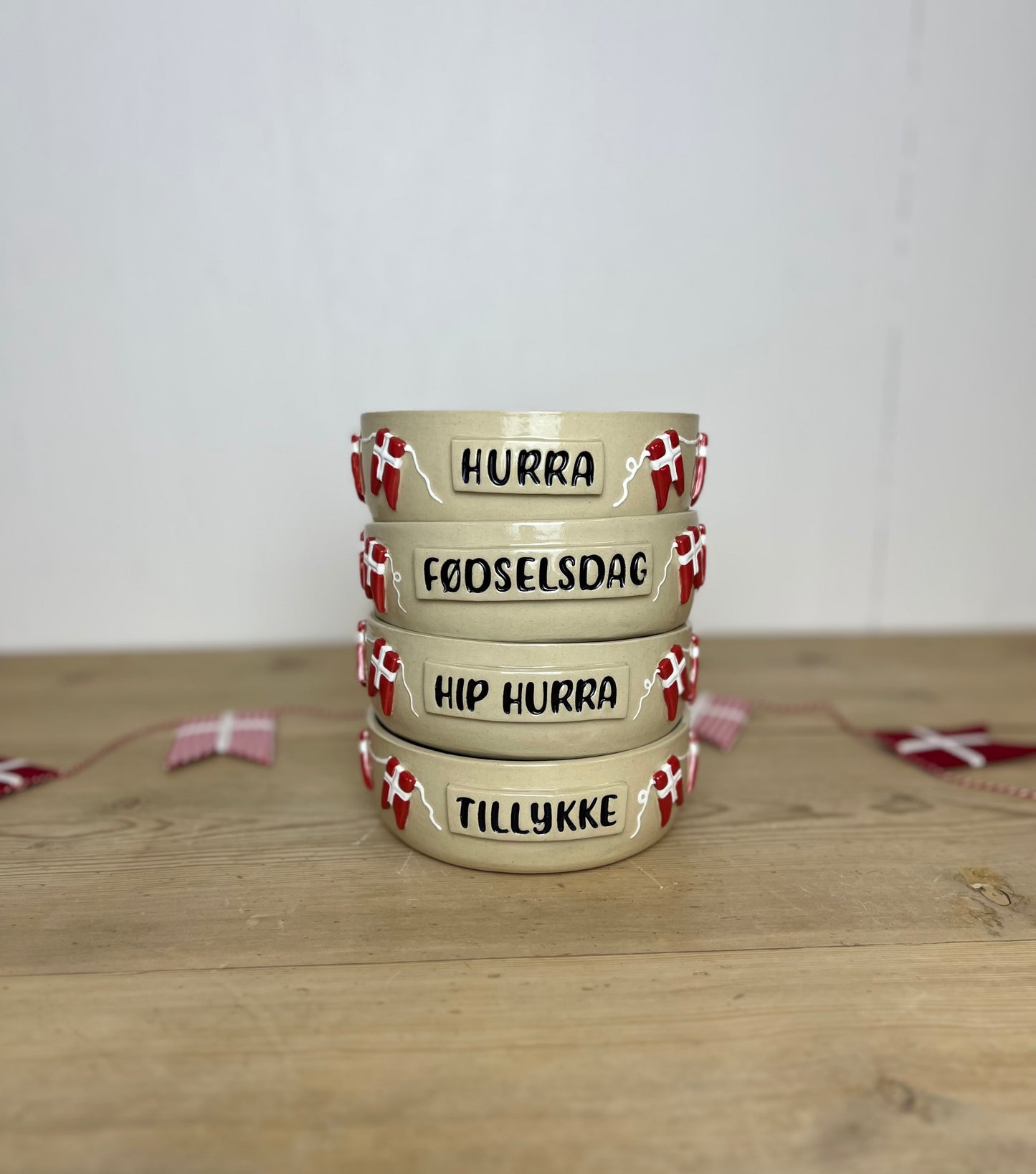 Lille fødselsdagsskål "TILLYKKE"