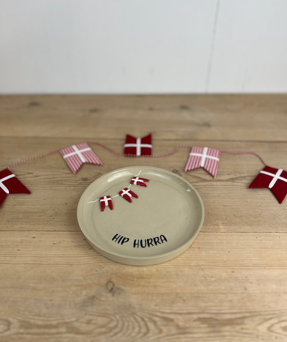 Lille fødselsdagstallerken m. flag