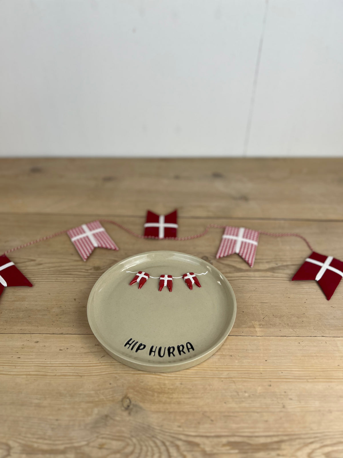 Lille fødselsdagstallerken m. flag