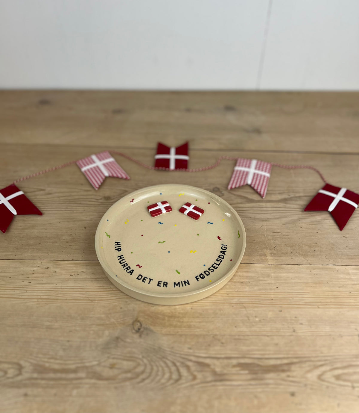 Lille fødselsdagstallerken m. konfetti